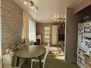 Продается 2-комн. квартира, 42 м²