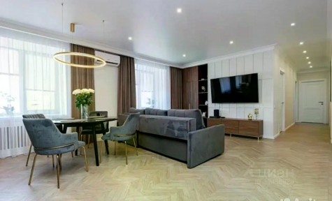 Продается 4-комн. квартира, 105 м²