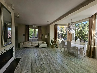 Сдается 2-этажный дом, 192 м²