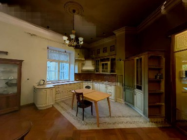 Продается 4-комн. квартира, 111,1 м²