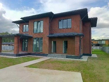 Продается 2-этажный дом, 260 м²