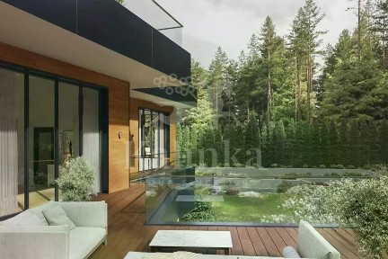 Продается 3-этажный дом, 1 300 м²
