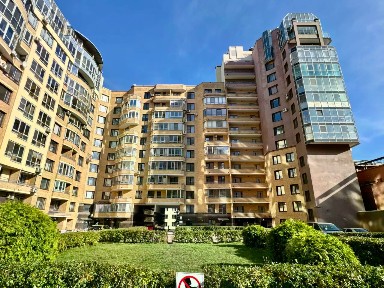 Продается 2-комн. квартира, 66,4 м²