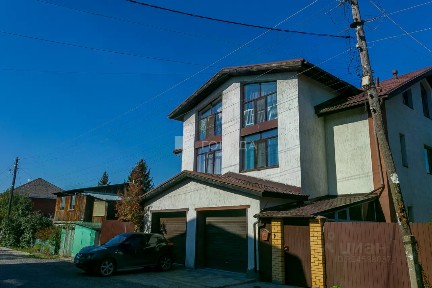 Продается 4-этажный коттедж, 236,2 м²