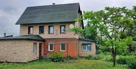 Продается 3-этажный дом, 186 м²