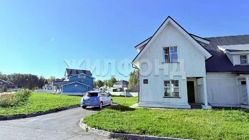 Продается 2-этажный таунхаус, 141,7 м²