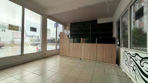 Продается торговая площадь, 38 м²