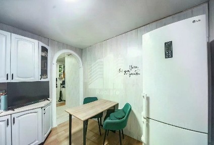 Продается 2-комн. квартира, 51,2 м²