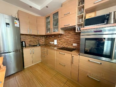 Продается 2-комн. квартира, 57 м²