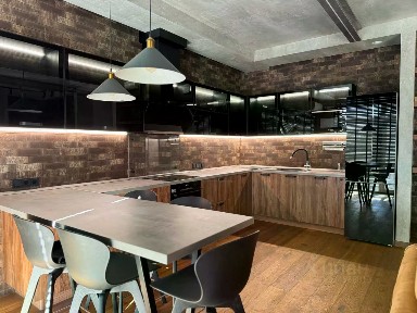 Сдается 2-комн. квартира, 95,3 м²