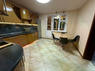 Сдается 2-комн. квартира, 89 м²