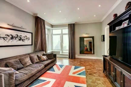 Сдается 5-комн. квартира, 214 м²