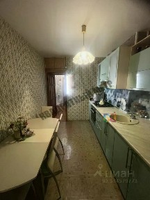 Продается 4-комн. квартира, 74 м²