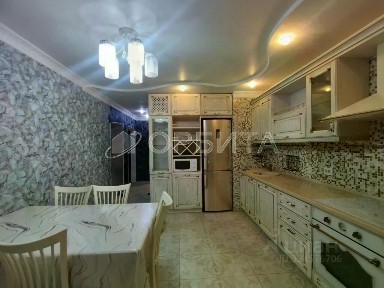 Продается 5-комн. квартира, 152 м²
