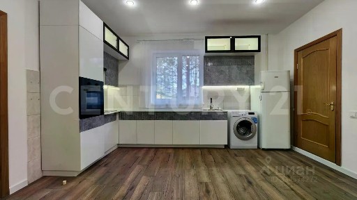 Сдается 3-комн. квартира, 115 м²