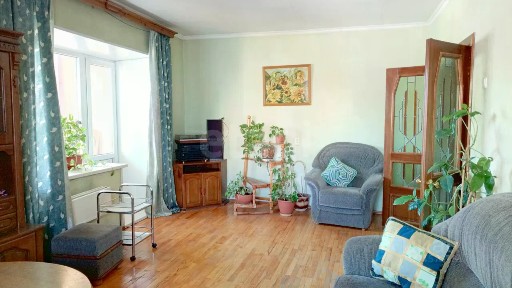 Продается 3-комн. квартира, 100 м²
