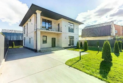 Продается 2-этажный дом, 270 м²