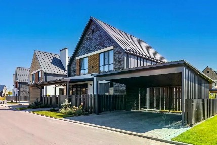 Продается 2-этажный дом, 200 м²