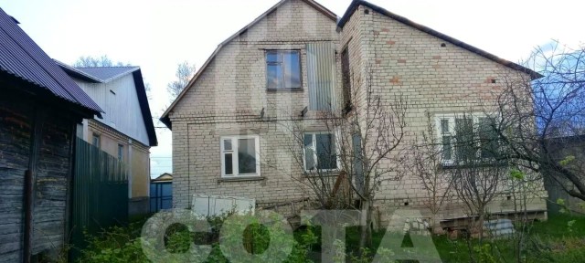 Продается 50% часть дома, 86 м²