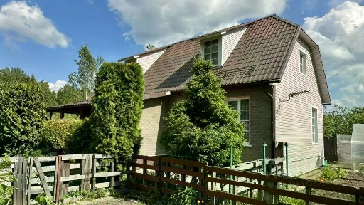 Продается 2-этажный дом, 160 м²