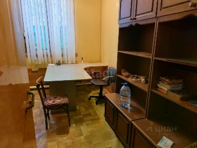 Сдается торговая площадь, 179,4 м²
