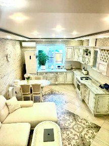 Продается 3-этажный таунхаус, 142 м²