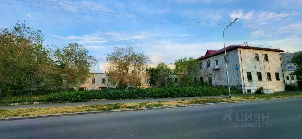Продается здание, 1 610,5 м²