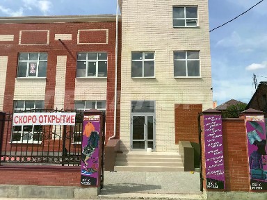 Сдается торговая площадь, 900 м²