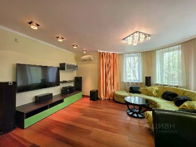 Продается 2-комн. квартира, 71 м²