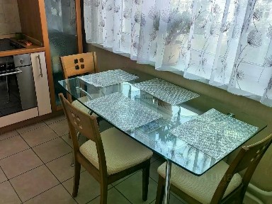Продается 4-комн. квартира, 92,4 м²