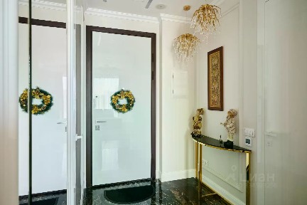 Продается 1-комн. квартира, 69,3 м²