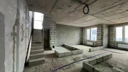 Продается 4-комн. квартира, 151 м²