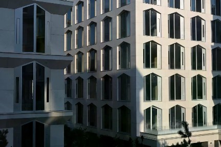 Продаются 4-комн. апартаменты, 143,4 м²