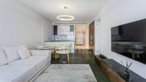 Продаются 2-комн. апартаменты, 63 м²