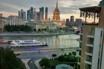 Продается 3-комн. квартира, 207,1 м²