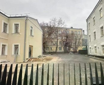 Сдается здание, 368 м²