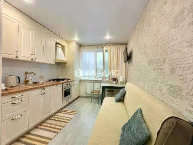 Продается 2-комн. квартира, 55,7 м²