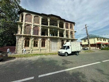 Продается здание, 700 м²