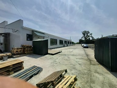 Продается торговая площадь, 400 м²