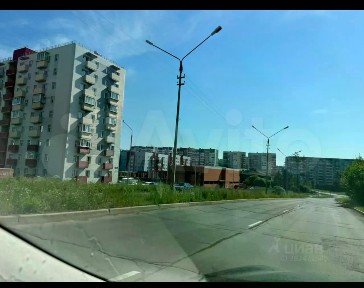 Продается здание, 1 800 м²
