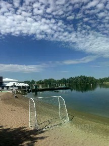 Сдается 2-этажный дом, 170 м²