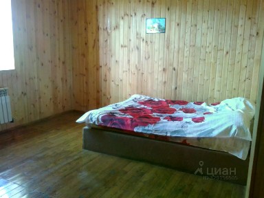 Сдается 2-этажный коттедж, 200 м²