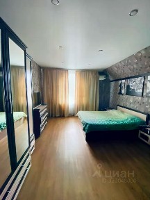 Сдается 2-этажный дом, 200 м²
