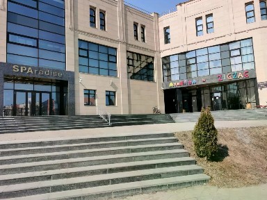 Сдается торговая площадь, 1 600 м²