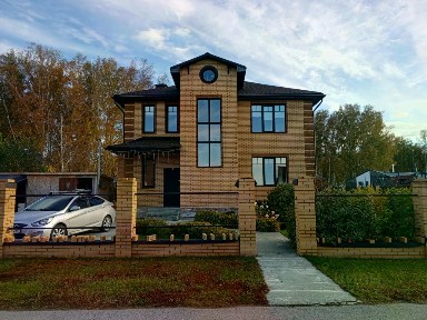 Сдается 2-этажный коттедж, 205 м²