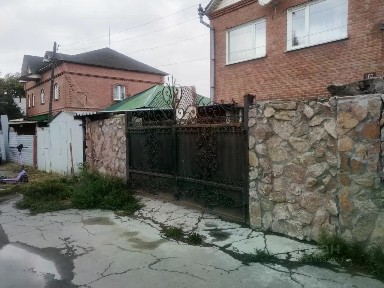 Сдается 25% часть 2-этажного дома, 400 м²