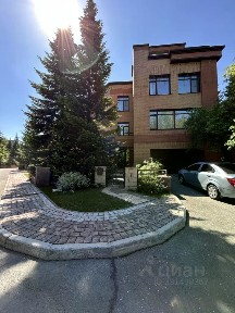 Сдается 3-этажный таунхаус, 280 м²