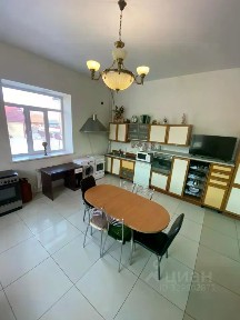 Сдается 2-этажный коттедж, 540 м²