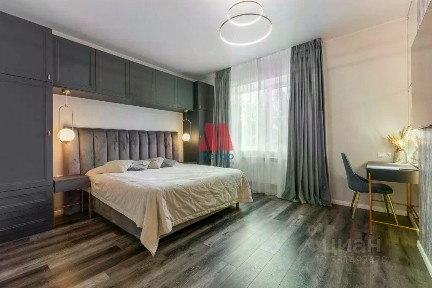 Сдается 2-этажный дом, 180 м²