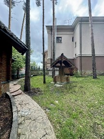 Сдается 2-этажный коттедж, 250 м²